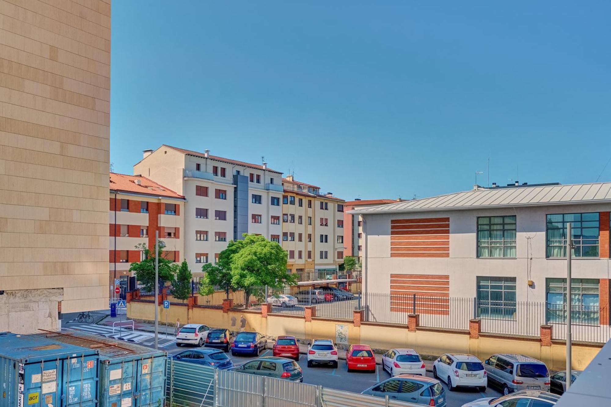 Apartamento Salesianos By Clabao Pamplona Exteriör bild