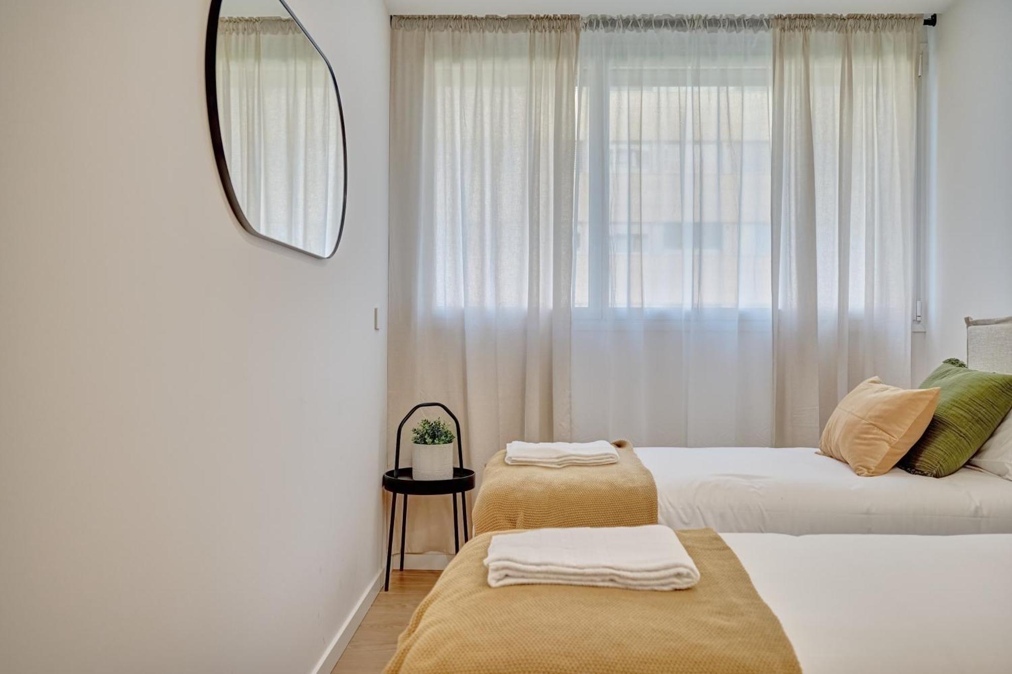 Apartamento Salesianos By Clabao Pamplona Exteriör bild